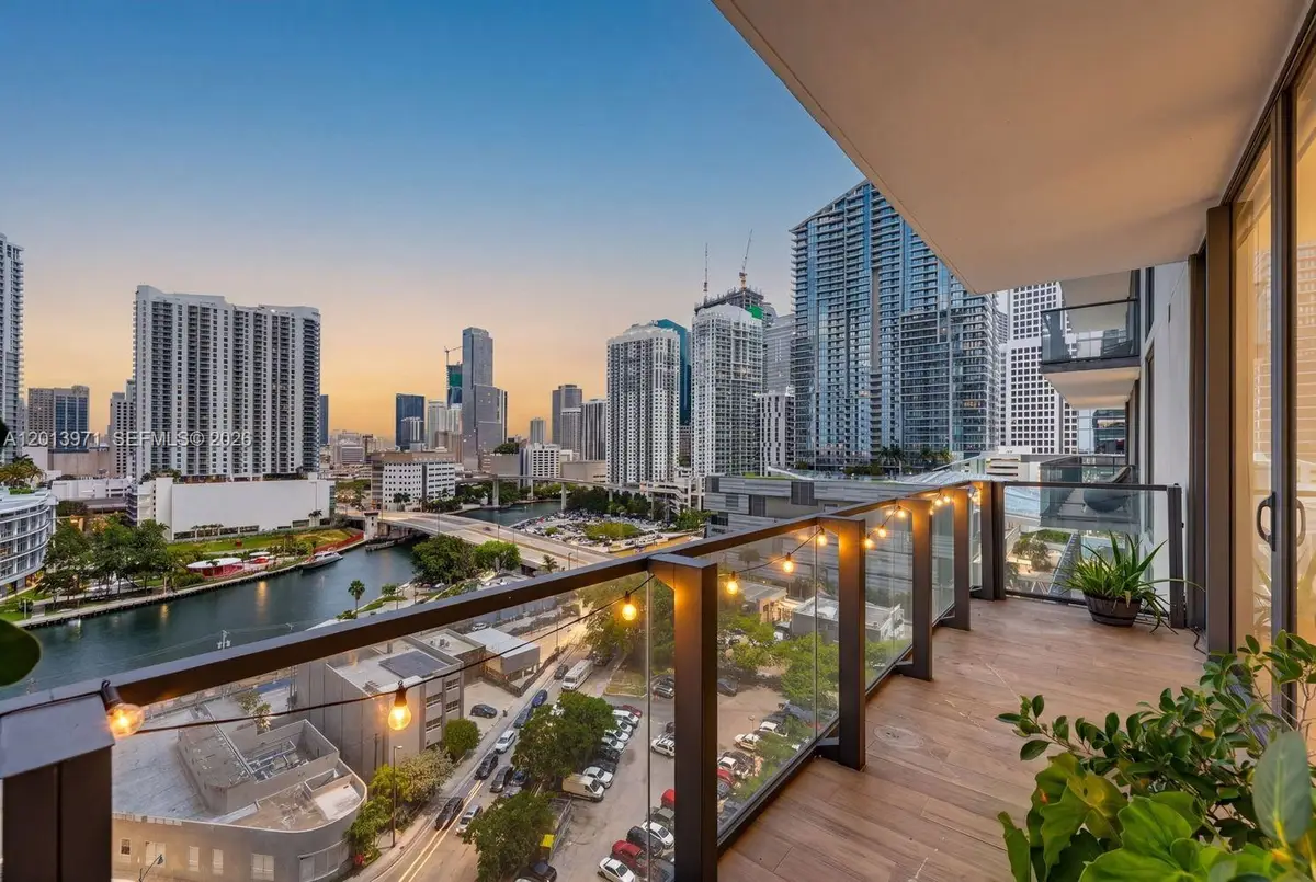 88 SW 7th St #1012, Miami, FL 33130 - #1