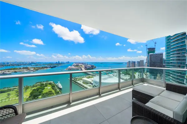 900 Biscayne Blvd #4202, Miami, FL 33132