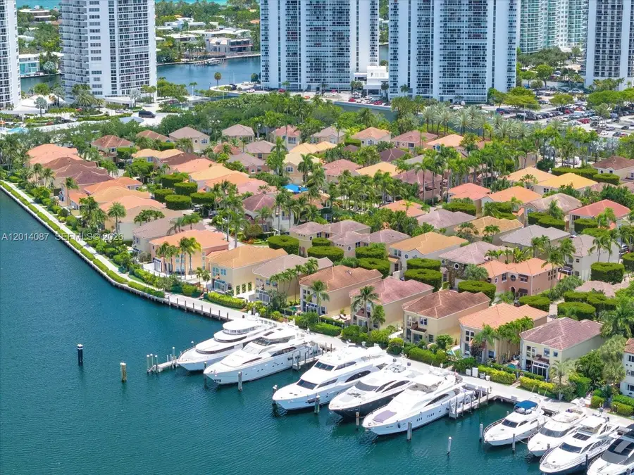 3728 NE 208th Ter, Aventura, FL 33180 - #2