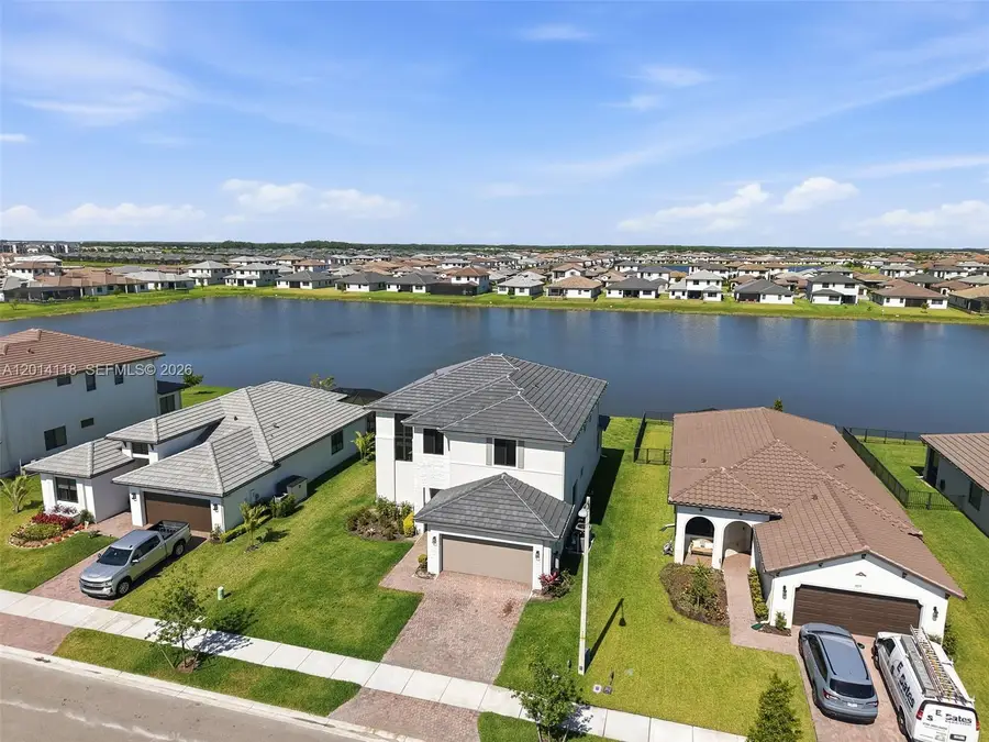 5023 Ofanto, Avenue Maria, FL 34142 - #2