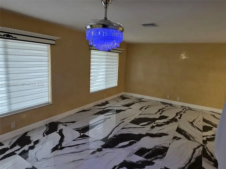5240 SW 10th Ct, Plantation, FL 33317 - #2