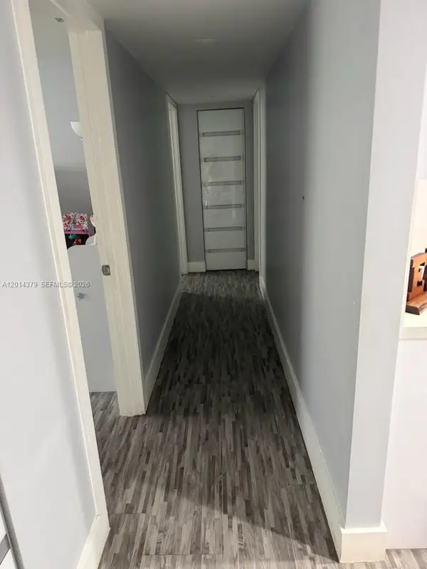 5033 NW 7th St #209, Miami, FL 33126