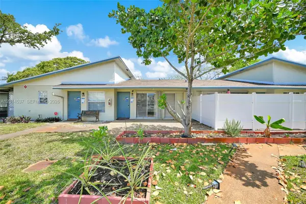 3001 NW 4th Ter #151, Pompano Beach, FL 33064