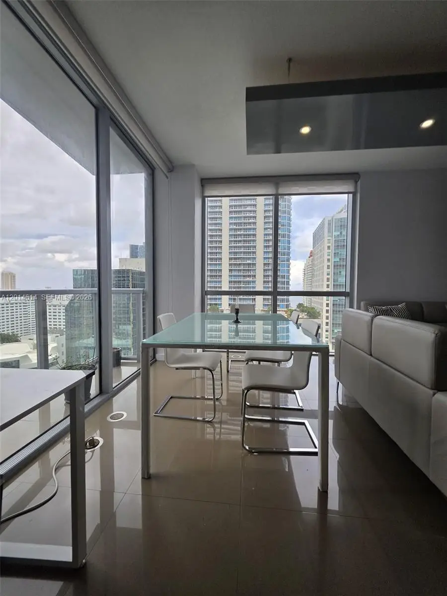 1060 Brickell Ave #2201, Miami, FL 33131 - #1