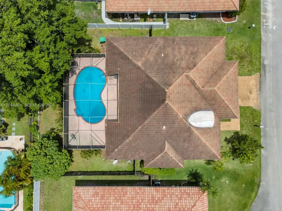 7451 NW 40th St, Lauderhill, FL 33319 - #2