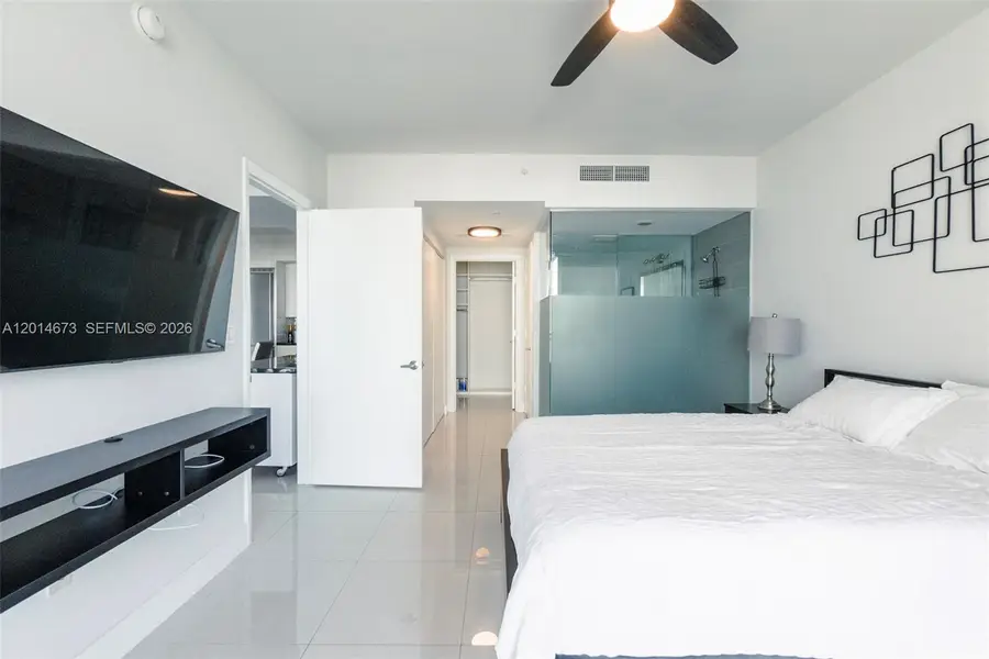 92 SW 3rd St #1812, Miami, FL 33130 - #2