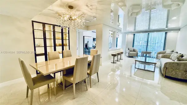 210 174th St #811, Sunny Isles Beach, FL 33160