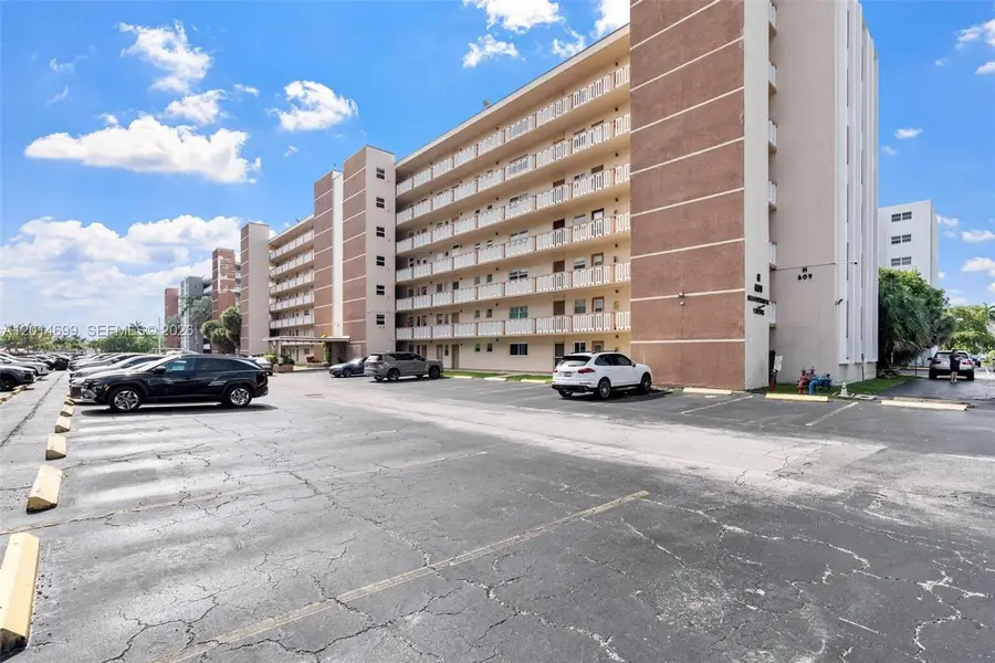 609 NE 14th Ave #405, Hallandale Beach, FL 33009 - #2