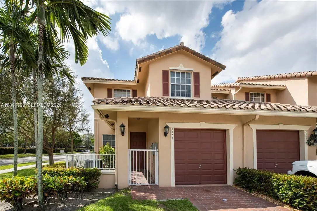 3371 Lakeside Dr #27, Davie, FL 33328 - #1