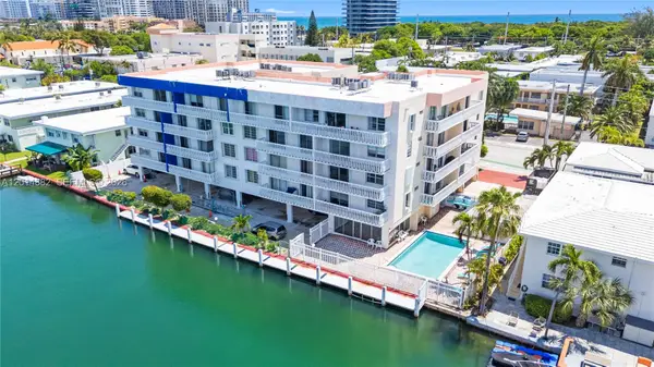 8530 Byron Ave #302, Miami Beach, FL 33141