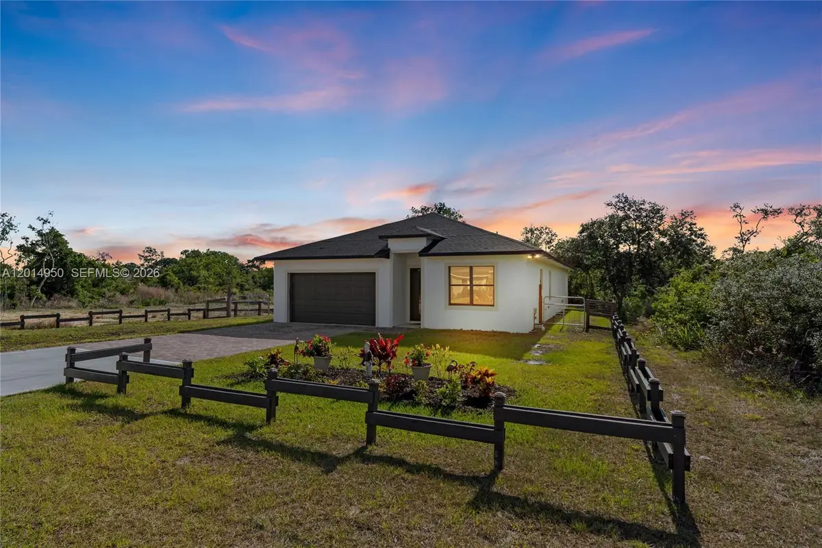 107 Marshall Ave, Lake Placid, FL 33852 - #1