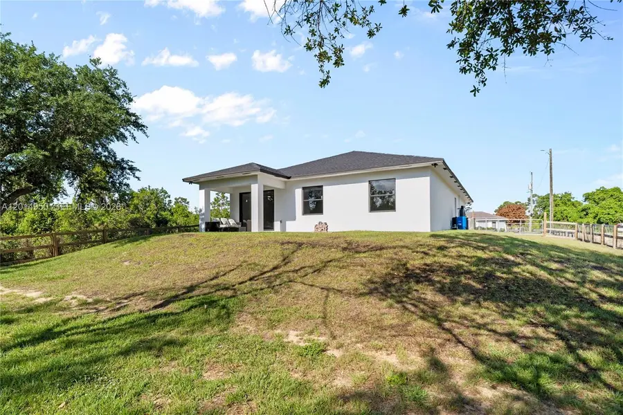 107 Marshall Ave, Lake Placid, FL 33852 - #3
