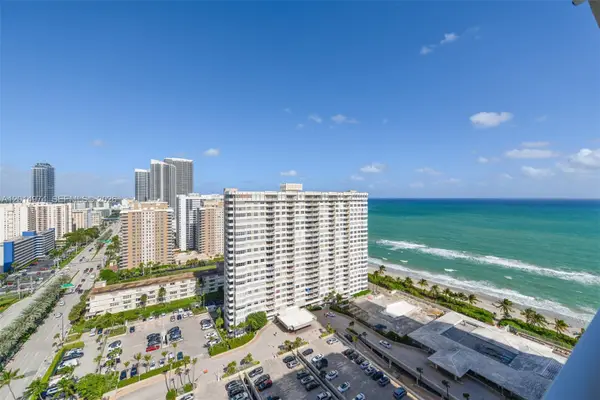 1980 S Ocean Dr #PHM, Hallandale Beach, FL 33009