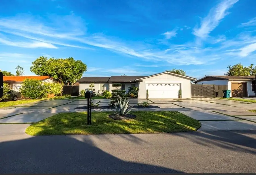 7541 SW 135th Ave, Miami, FL 33183 - #2