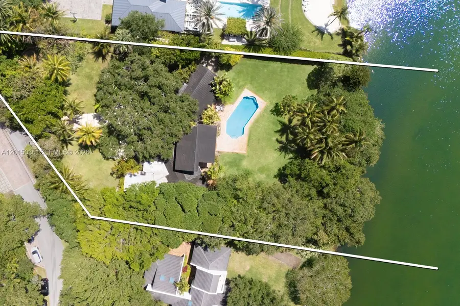 5340 Banyan Dr, Coral Gables, FL 33156 - #2