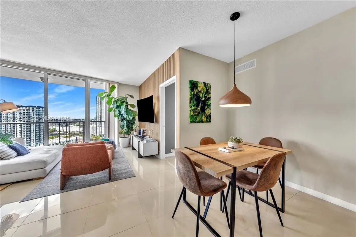 1750 N Bayshore Dr #2015, Miami, FL 33132 - #1