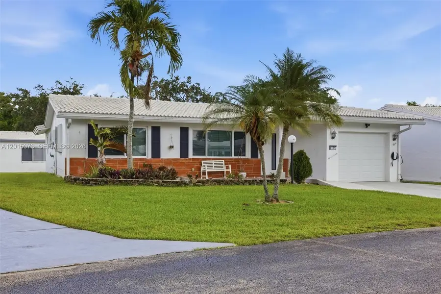 9011 NW 15th Pl, Plantation, FL 33322 - #2