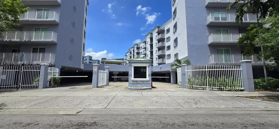 2475 NW 16th St Rd #504, Miami, FL 33125 - #2