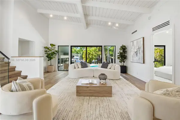 2637 Sugarloaf Ln, Fort Lauderdale, FL 33312