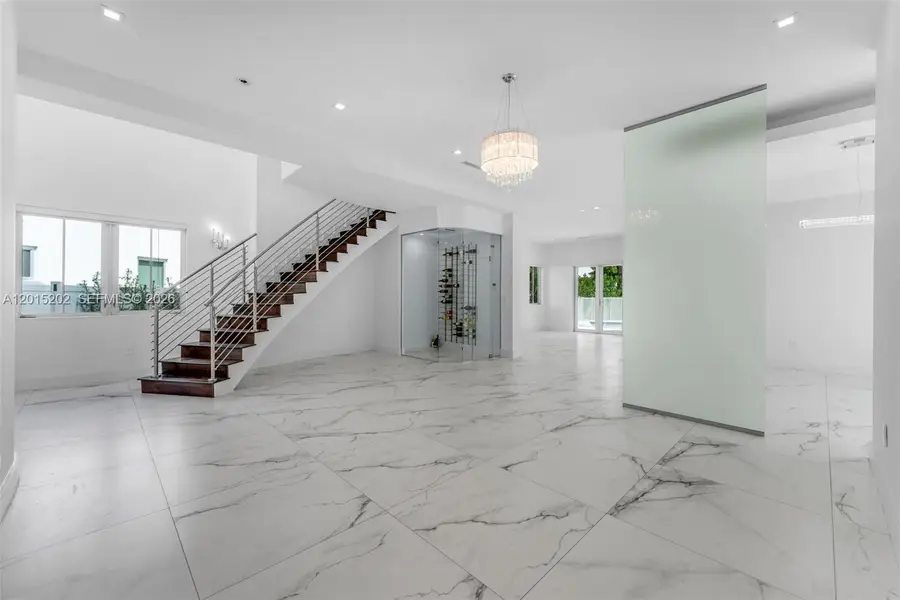 8221 NW 34th Dr, Doral, FL 33122 - #2
