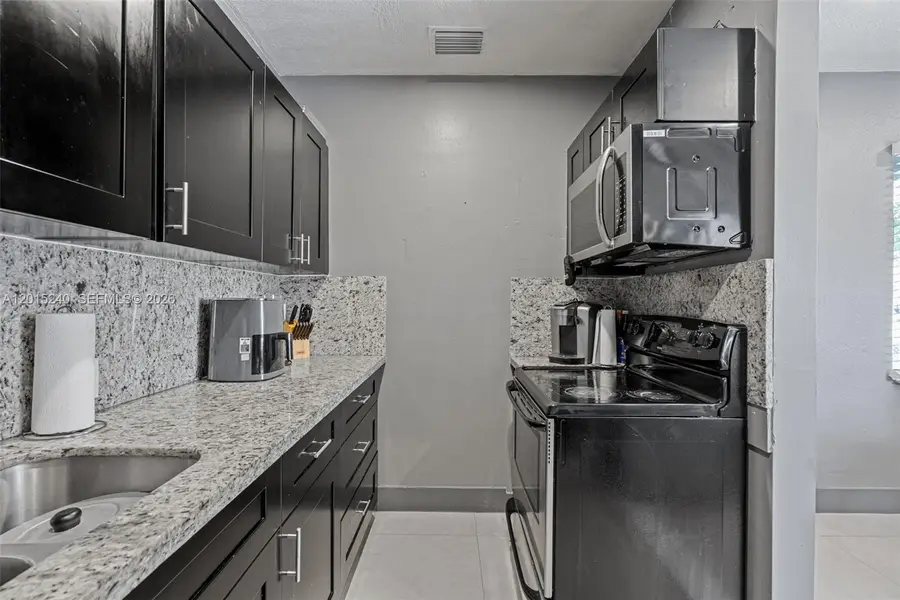 1780 NW 49th St, Miami, FL 33142 - #3