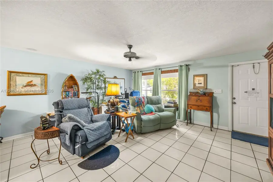 3664 Everglades Rd, Palm Beach Gardens, FL 33410 - #3