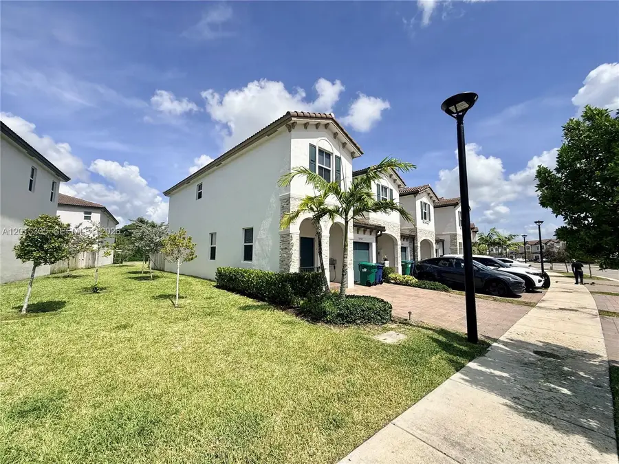 12750 NW 23rd Pl, Miami, FL 33167 - #2