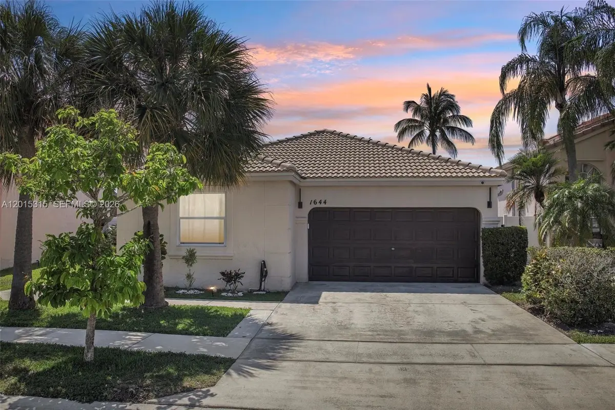 1644 NW 158th Ln, Pembroke Pines, FL 33028 - #1