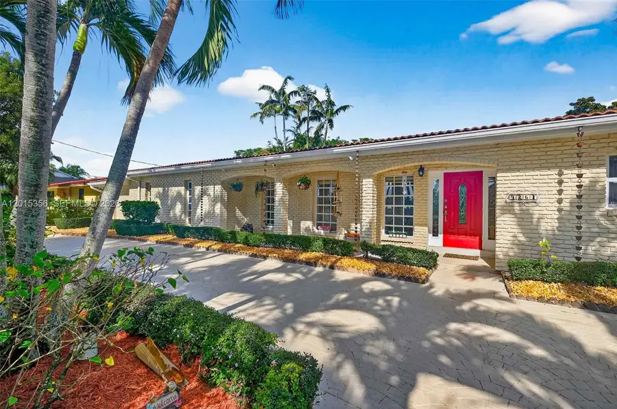9261 SW 88 St, Miami, FL 33176 - #3