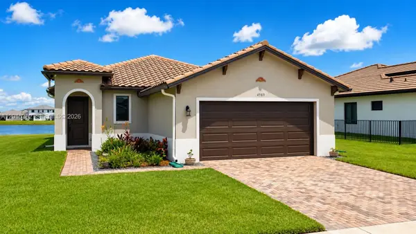 4989 Ofanto Ln, Ave Maria, FL 34142