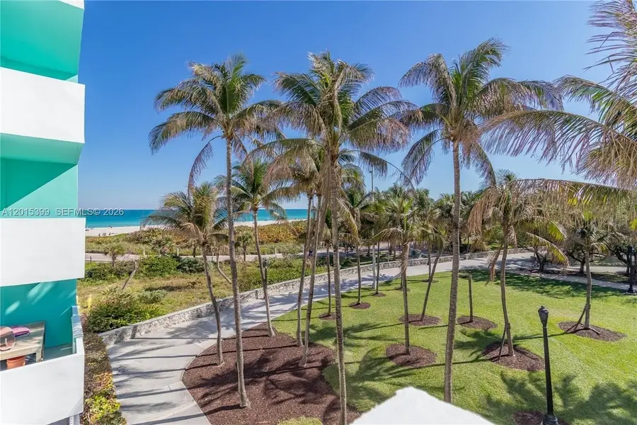 301 Ocean Dr #306, Miami Beach, FL 33139 - #2