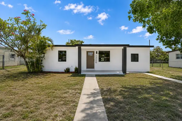 1206 NW 11th St, Fort Lauderdale, FL 33311