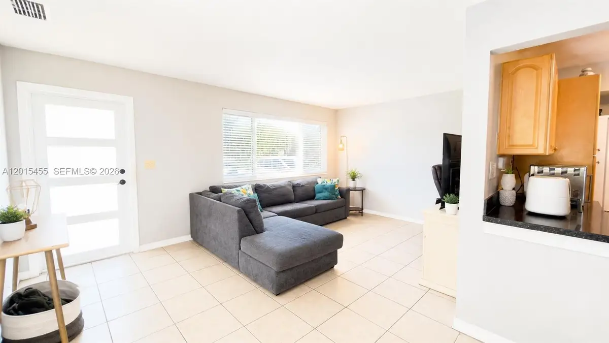 8357 NW 25th Ct, Sunrise, FL 33322 - #1