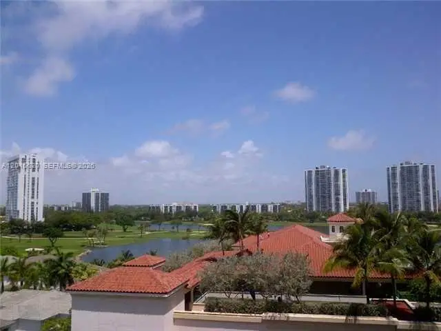 19900 E Country Club Dr #804, Aventura, FL 33180 - #1