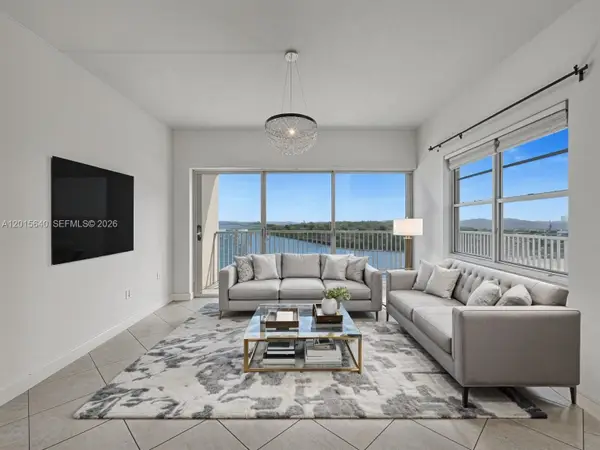 300 Bayview Dr #906, Sunny Isles Beach, FL 33160