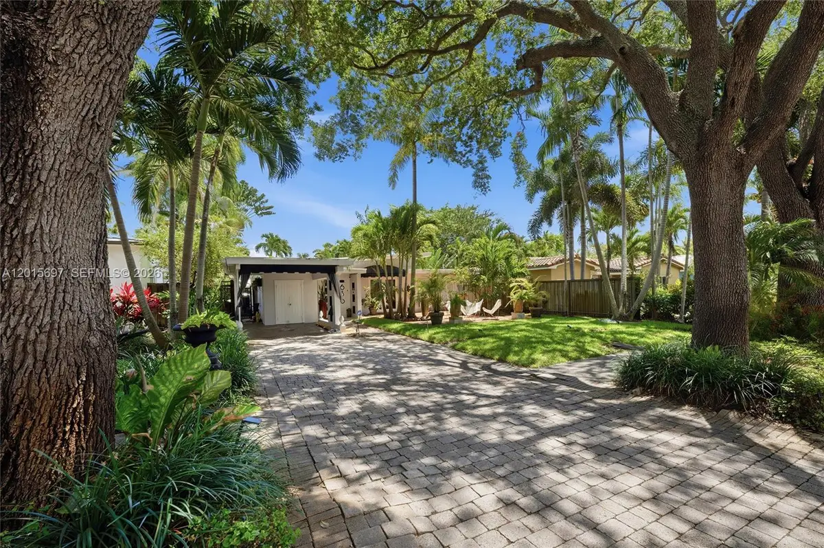 636 NE 17th Ter, Fort Lauderdale, FL 33304 - #1