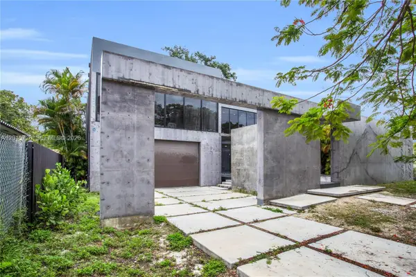 221 SW 25th Rd, Miami, FL 33129