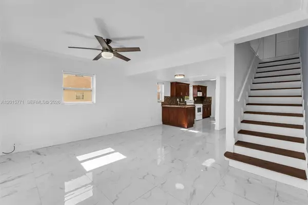 10903 N Kendall Dr #222, Miami, FL 33176