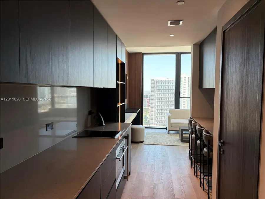20 ne 11th St #2805, Miami, FL 33132 - #3