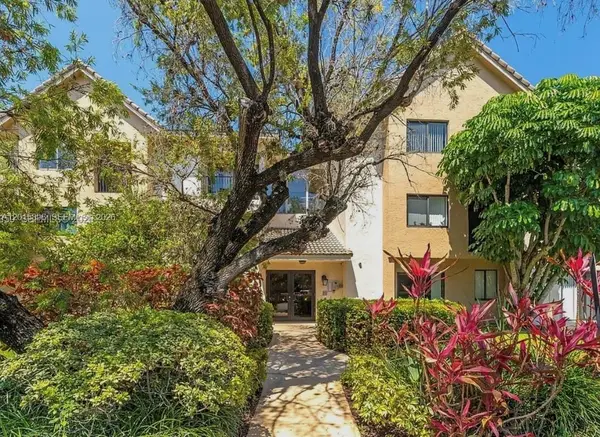 10001 W Atlantic Blvd #216, Coral Springs, FL 33071