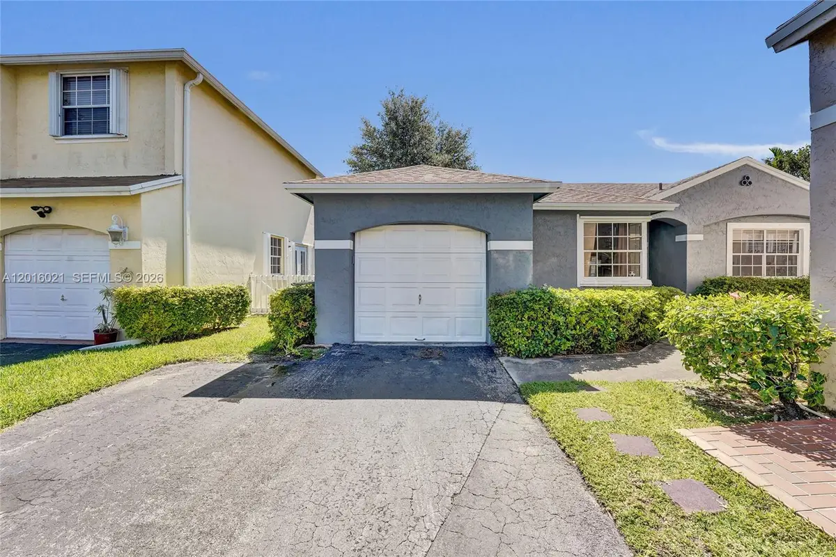 11730 NW 12th St, Pembroke Pines, FL 33026 - #1