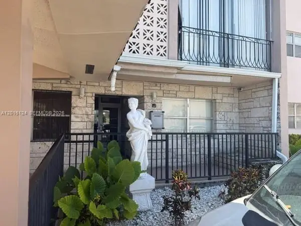 3640 NW 9th St #201, Miami, FL 33125