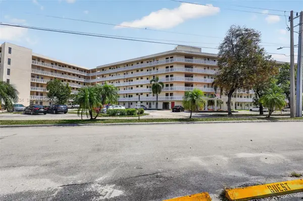 2905 Point East Dr #L311, Aventura, FL 33160