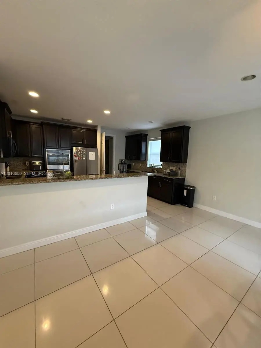 9845 NW 86th Ter, Doral, FL 33178 - #3
