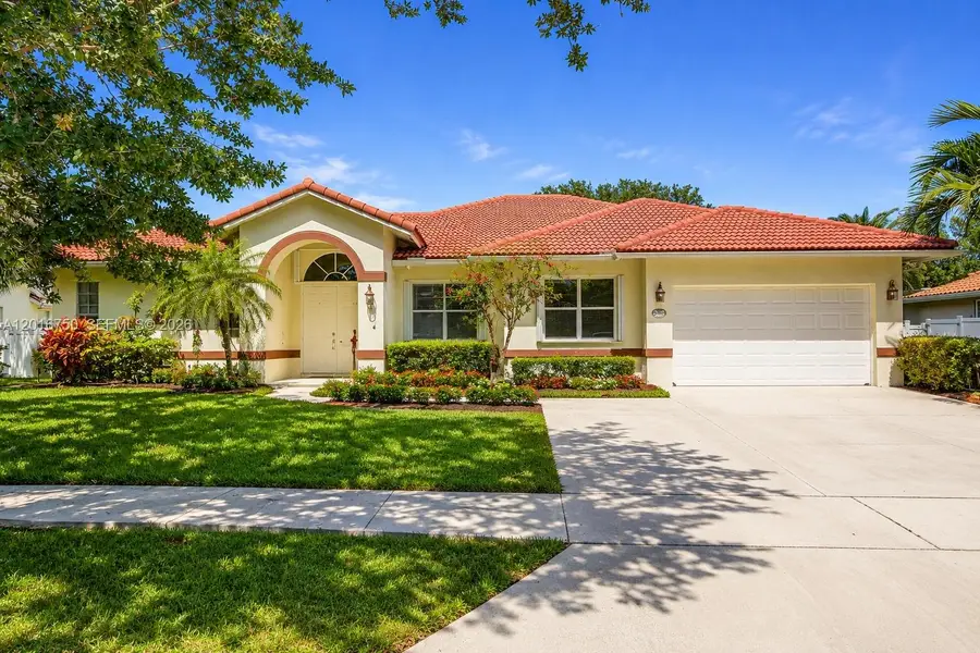 4401 SW 74th Ter, Davie, FL 33314 - #2