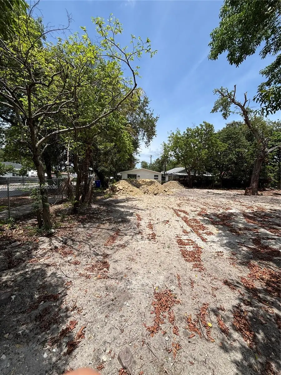 301 NE 58th St, Miami, FL 33137 - #2