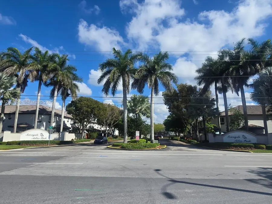 1987 SE 23rd Rd, Homestead, FL 33035 - #2