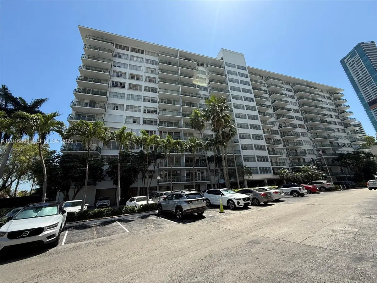 1408 Brickell Bay Dr #213, Miami, FL 33131 - #1