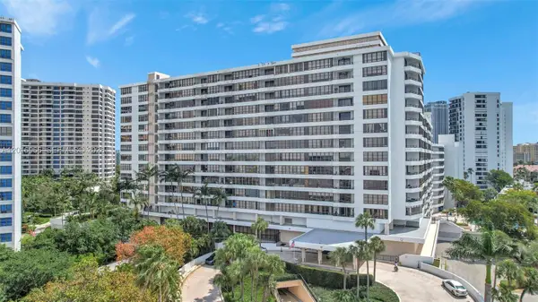 500 Three Islands Blvd #622, Hallandale Beach, FL 33009