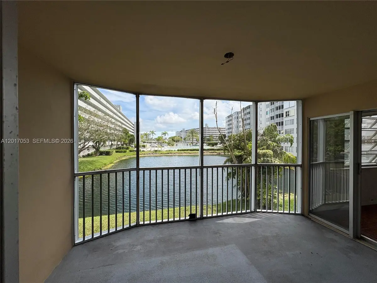 1770 NE 191st St #203-1, Miami, FL 33179 - #1